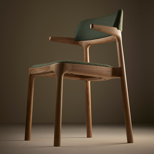 Alki Orria - дизайнерский  стул для кухни из дуба